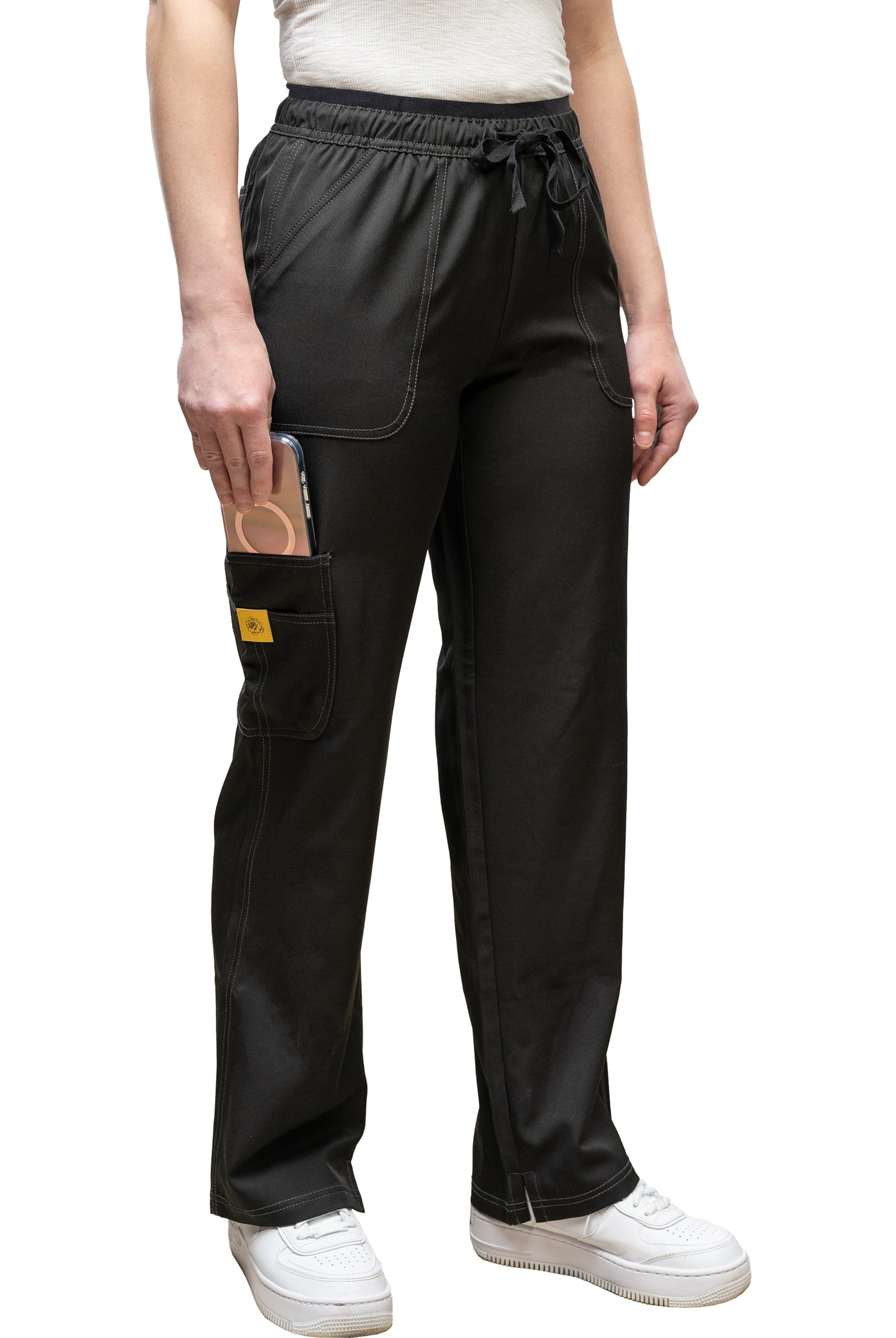 cargo pants for dog grooming, pants to groom dogs in