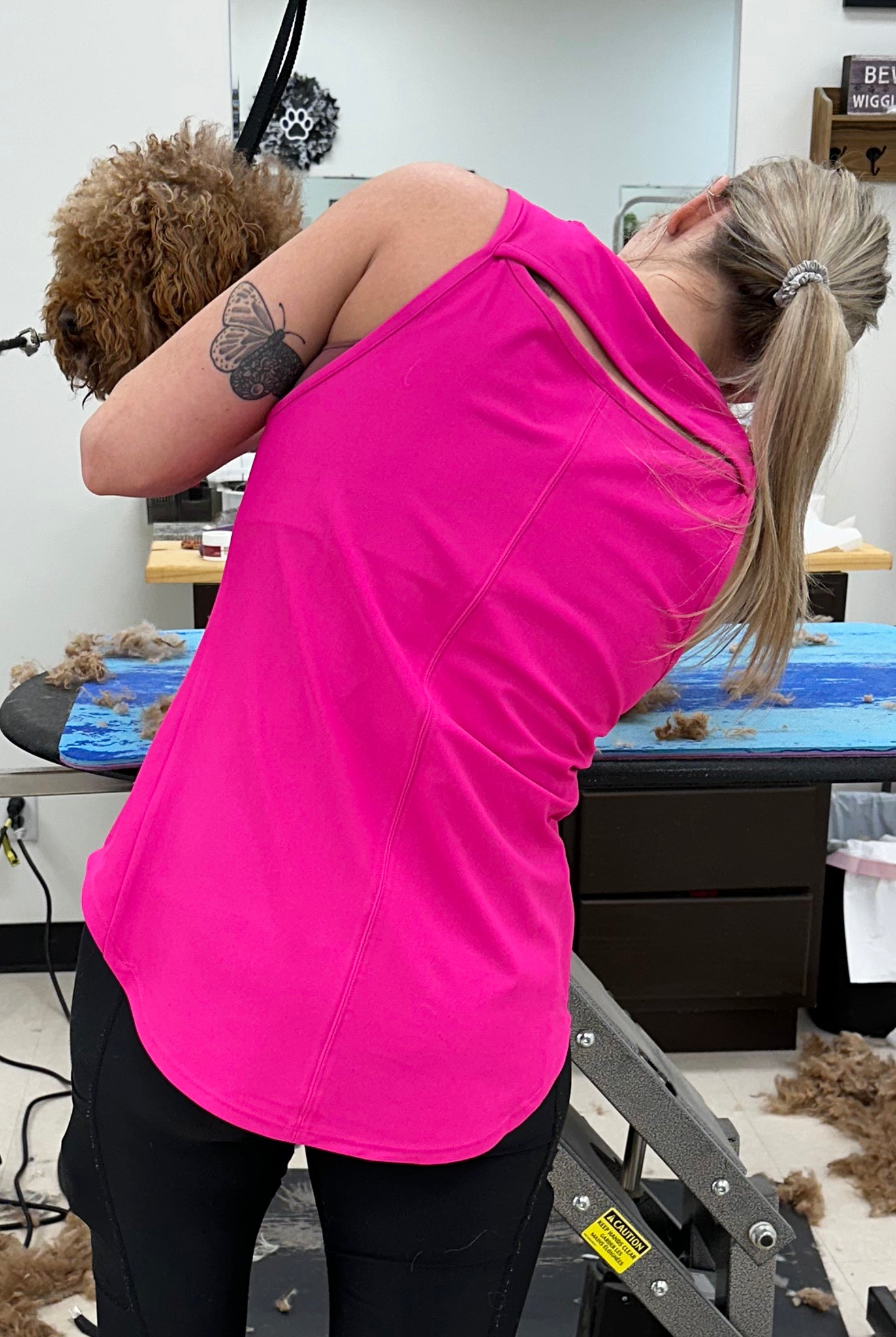 pink dog grooming clothes, water resistant smock for groomers